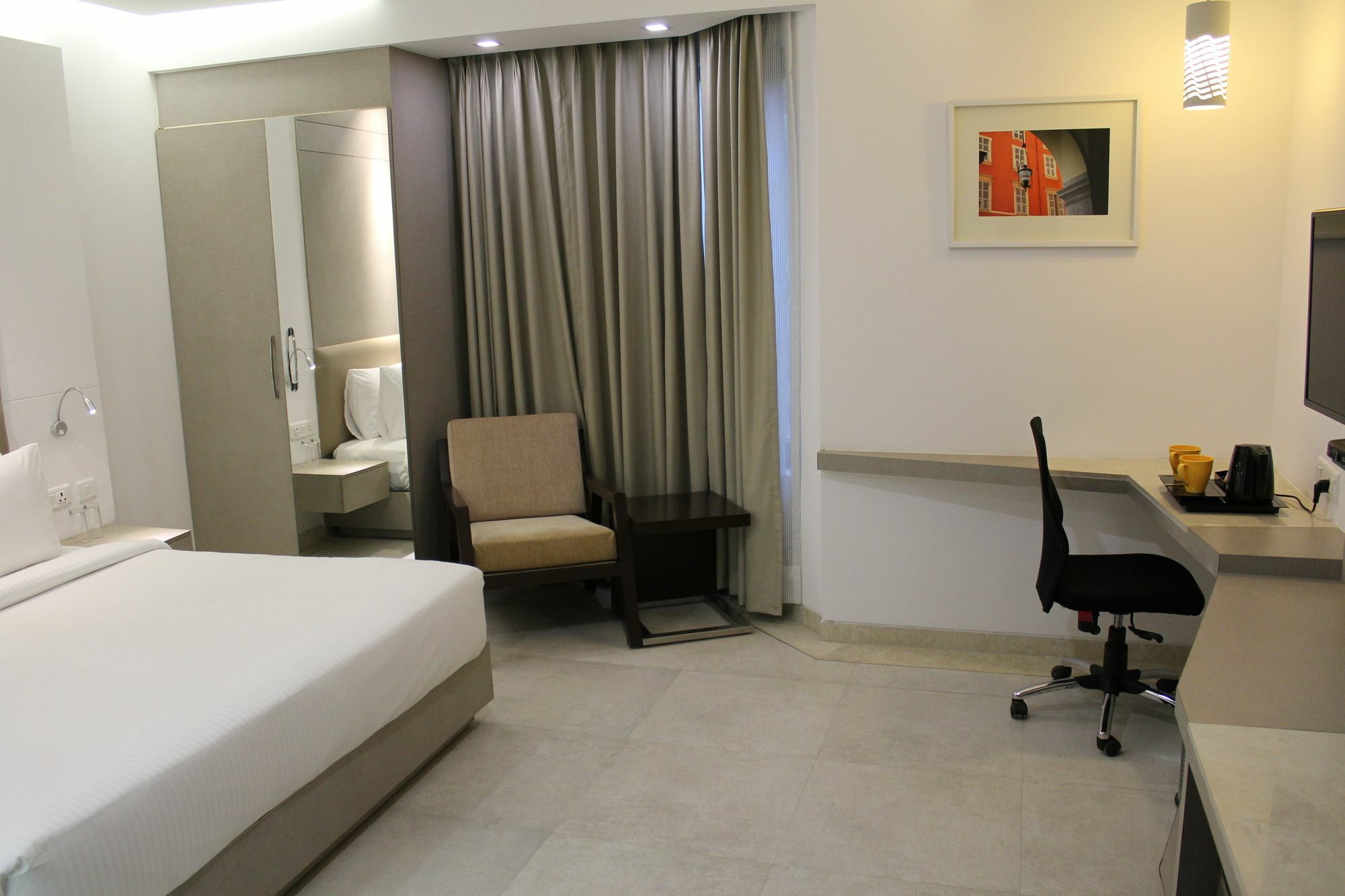 Keys Lite By Lemon Tree Hotels, Mayfield, Gurgaon Bagian luar foto